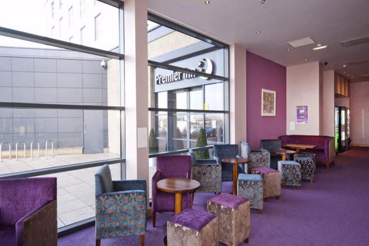 Premier Inn Edinburgh Park Exterior photo